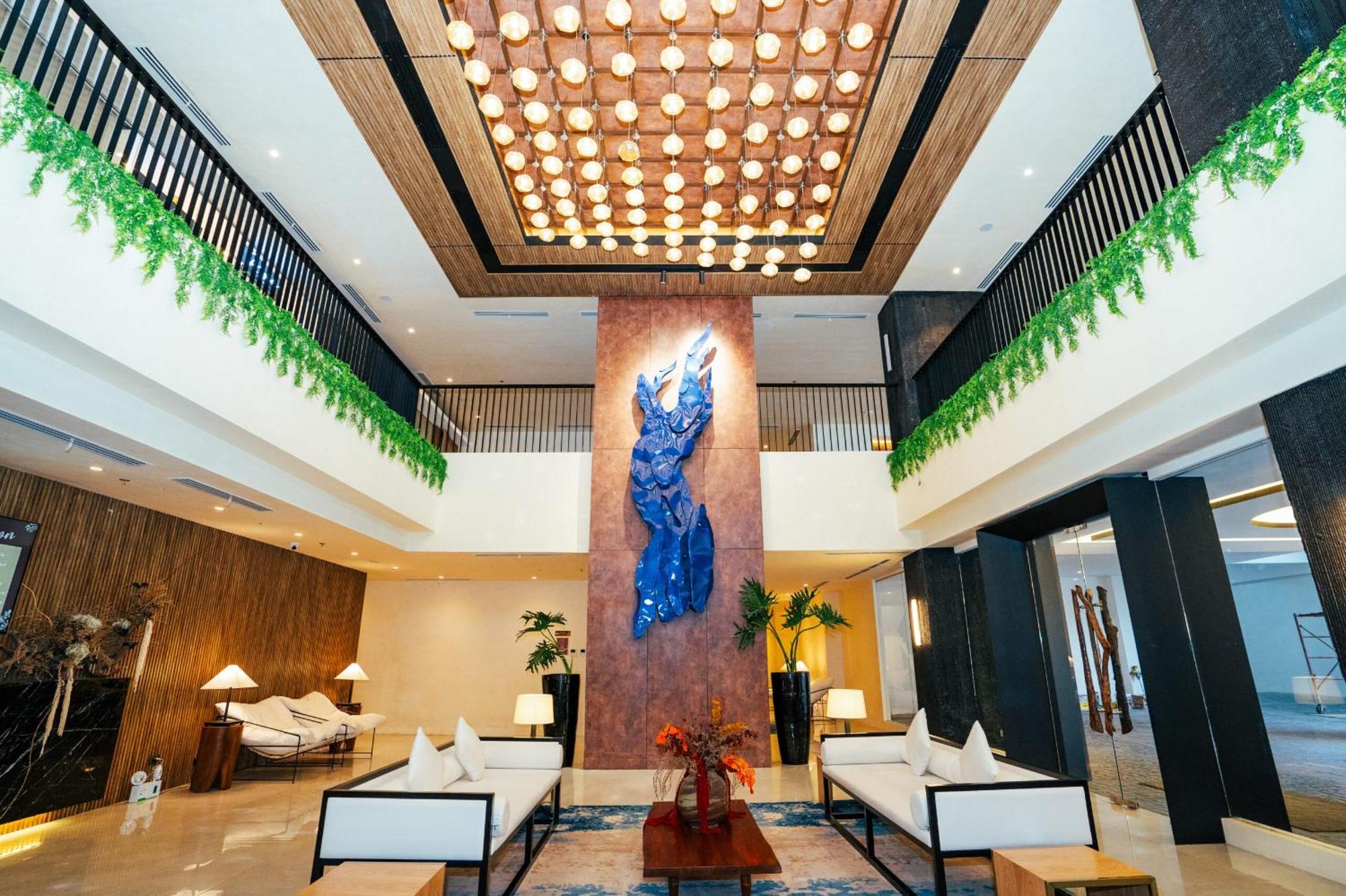 Elijah Hotel 다스마리냐스 외부 사진